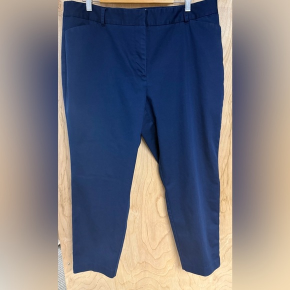 Liz Claiborne “Emma” Career Classic Capri Sz 16 - Picture 1 of 5